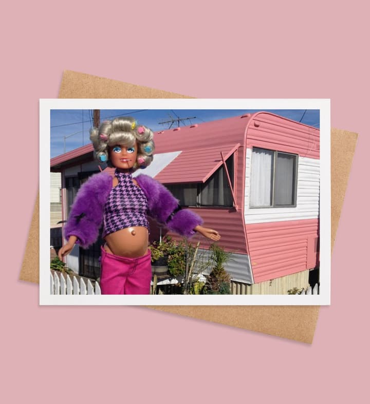 Trailer Chic Greetings front view